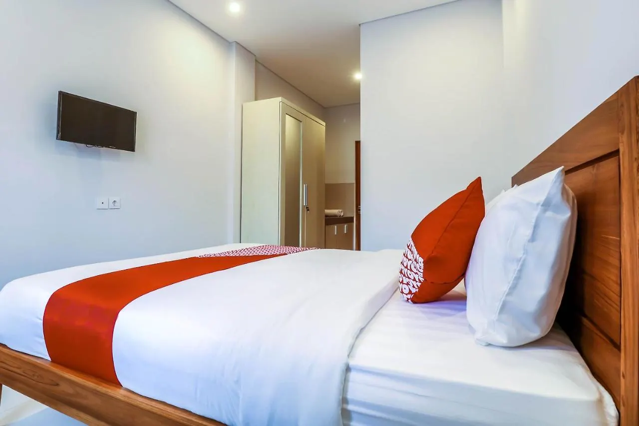 Oyo 1200 Kencana Residence Jimbaran Szálloda